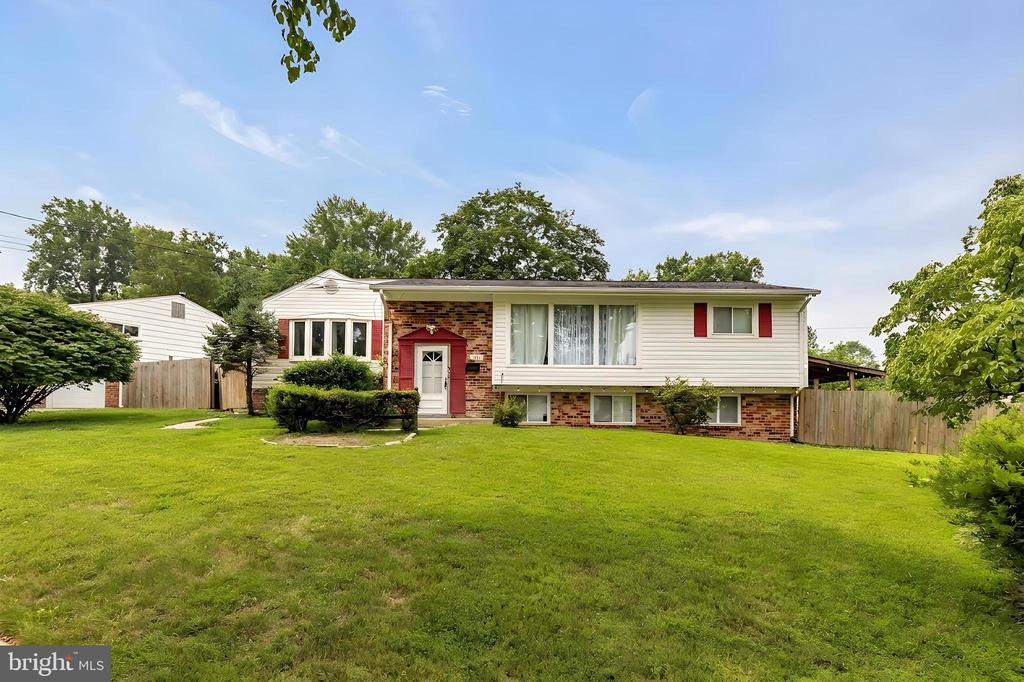 12812 BUSHEY DRIVE