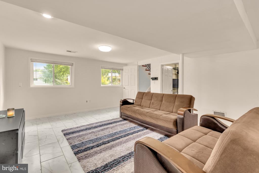12812 BUSHEY DRIVE