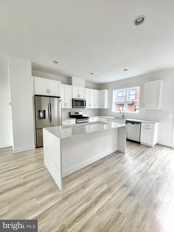 3422 WOOD ASTER PLACE