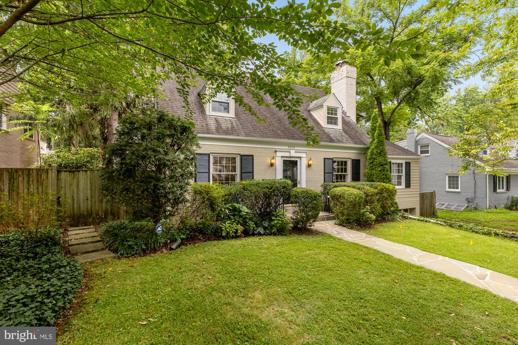 5806 WILSON LANE