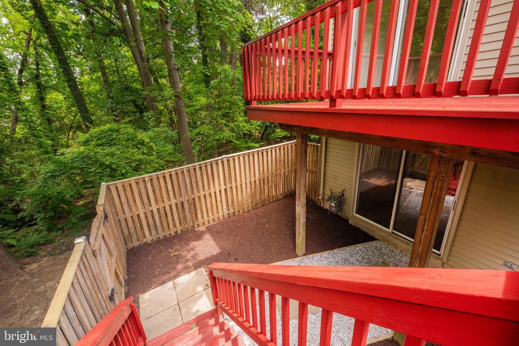 2615 CHIVALRY COURT
