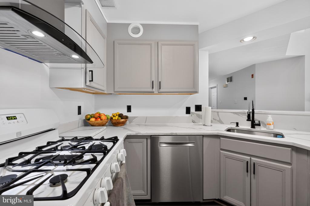 13107 MILLHAVEN PLACE Unit: 6-A