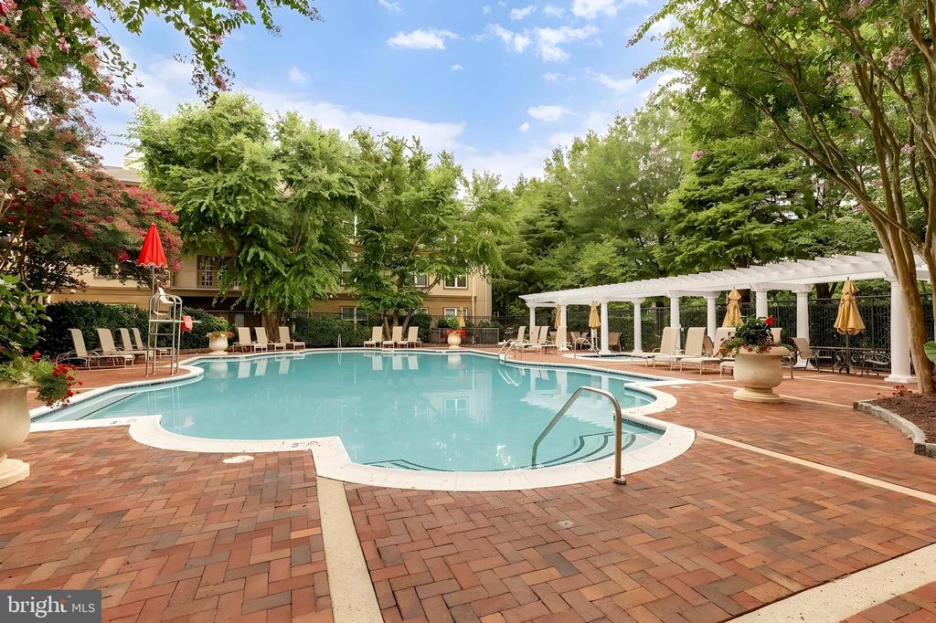 11800 OLD GEORGETOWN ROAD Unit: 1414