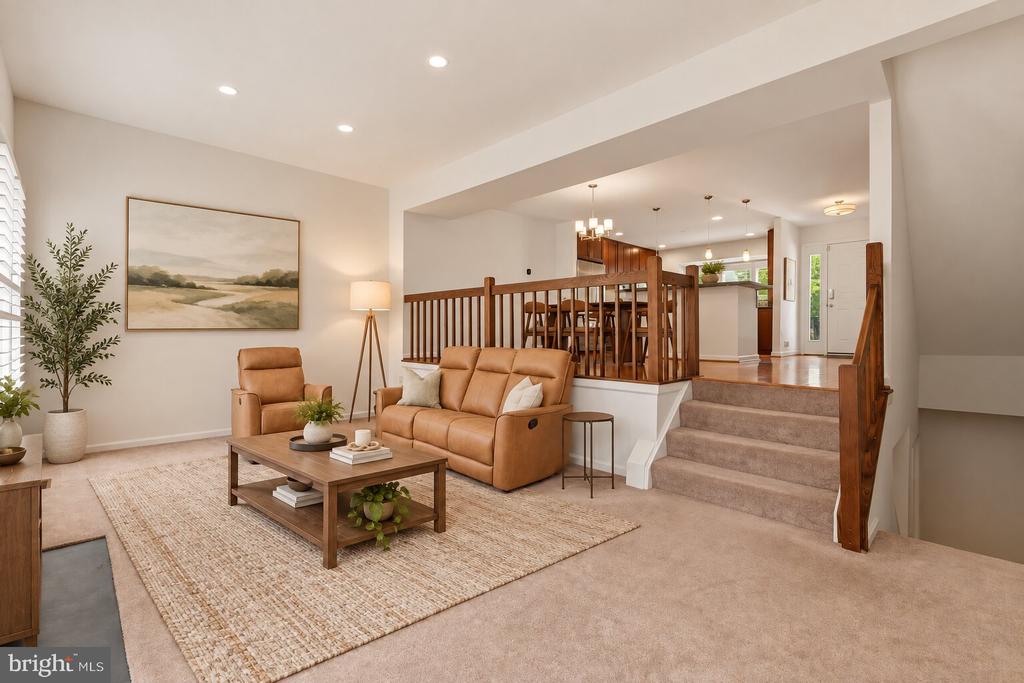 4902 CLOISTER DRIVE
