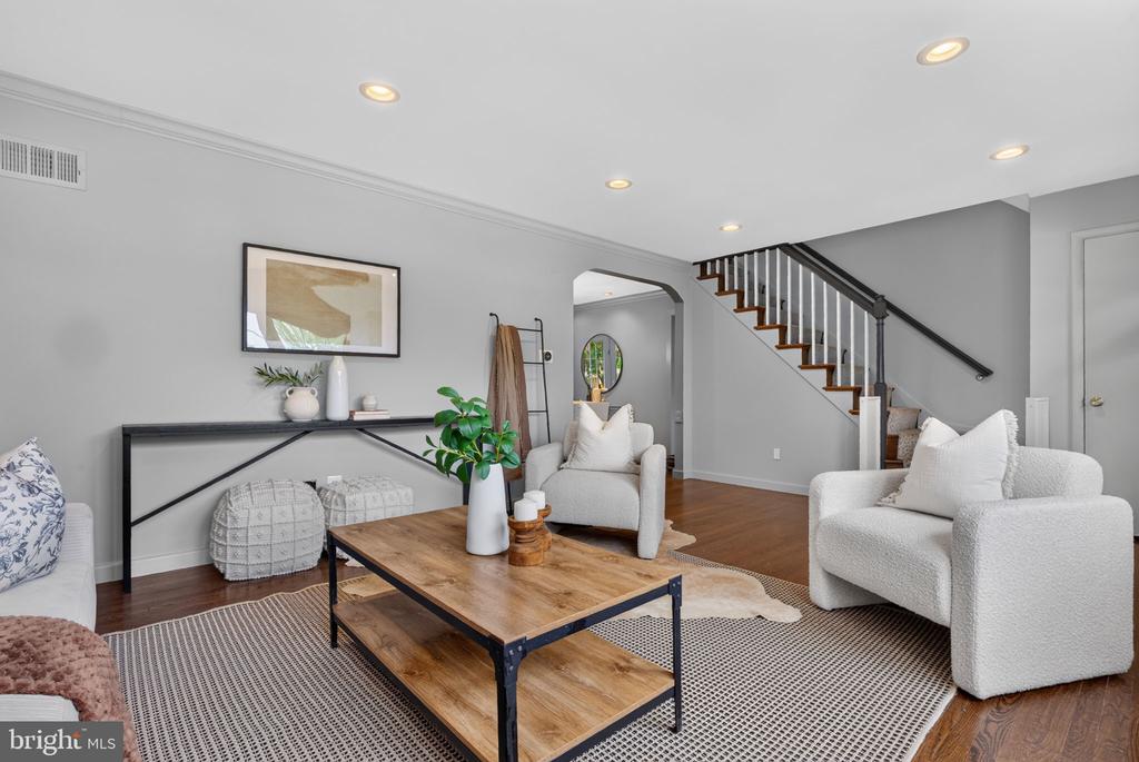 6013 KINGSFORD COURT