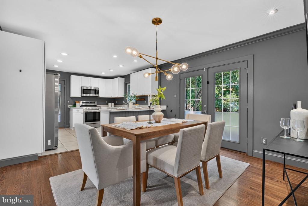 6013 KINGSFORD COURT
