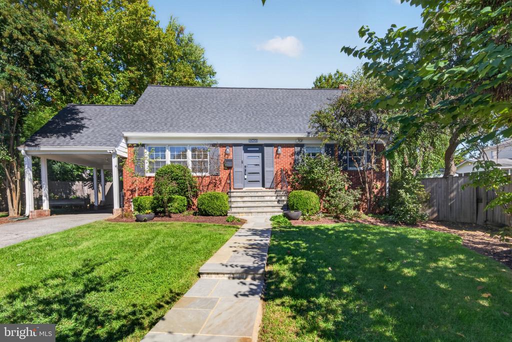 6013 KINGSFORD COURT