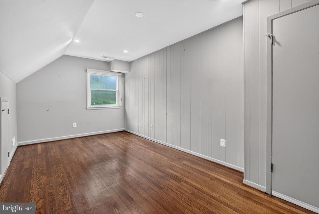 6013 KINGSFORD COURT