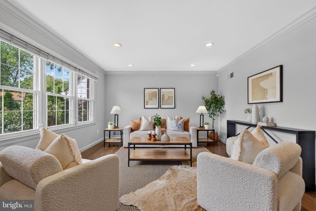 6013 KINGSFORD COURT