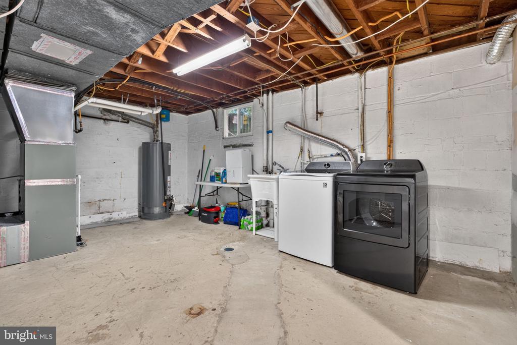 6013 KINGSFORD COURT