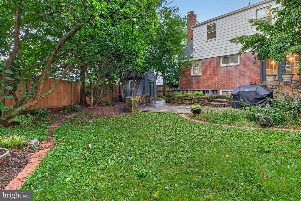 6013 KINGSFORD COURT