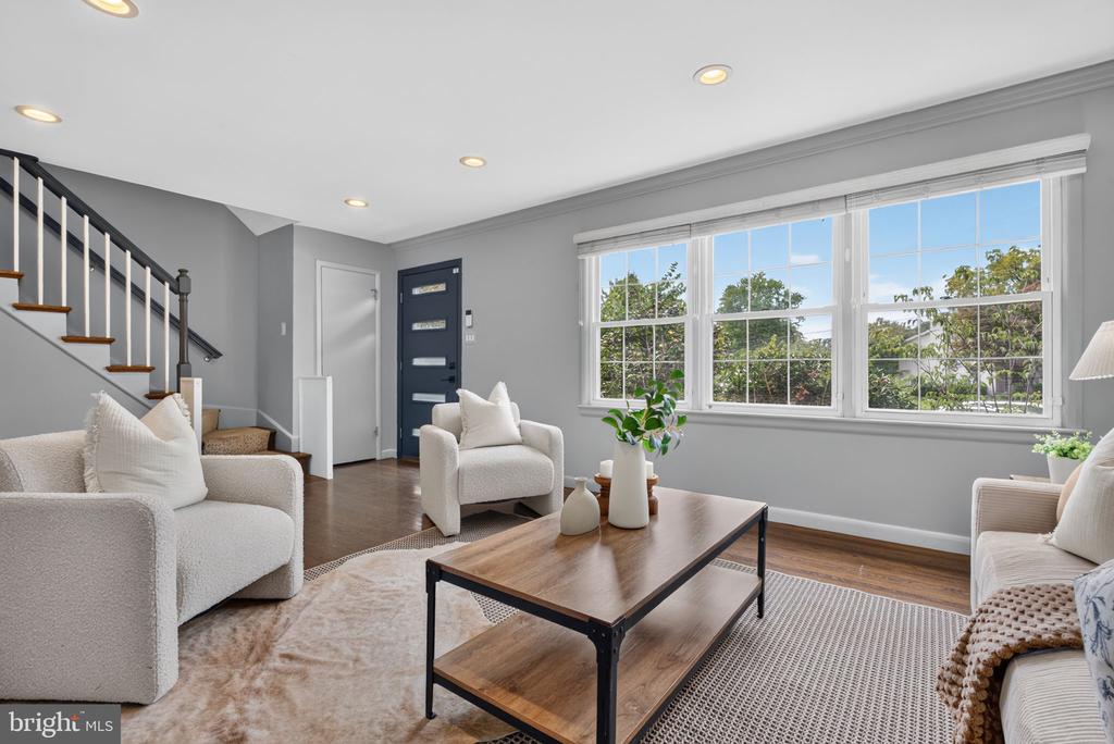 6013 KINGSFORD COURT