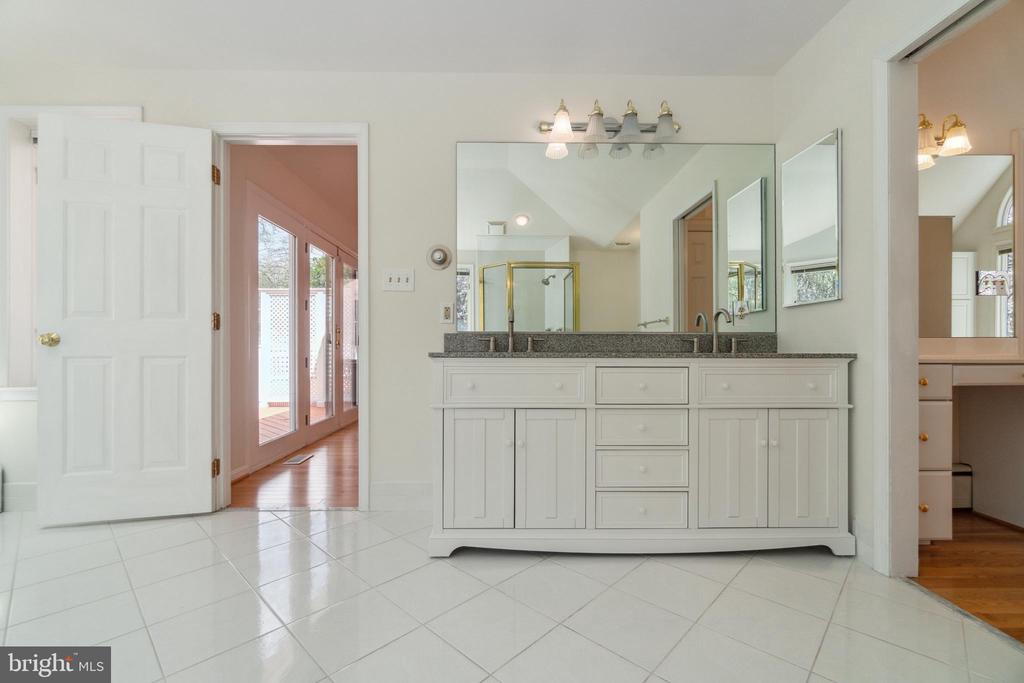 13200 FOXDEN DRIVE