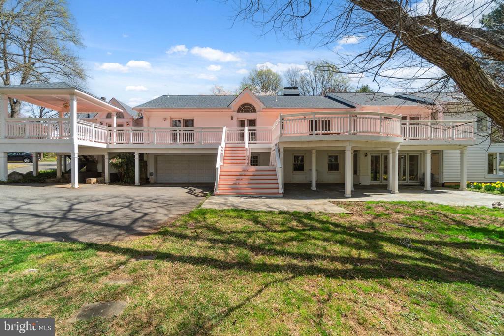 13200 FOXDEN DRIVE