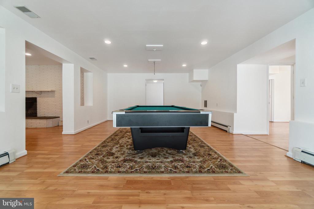 13200 FOXDEN DRIVE