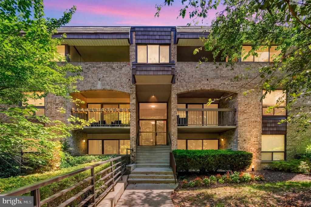 433 CHRISTOPHER AVENUE Unit: 87