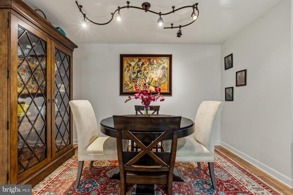 433 CHRISTOPHER AVENUE Unit: 87