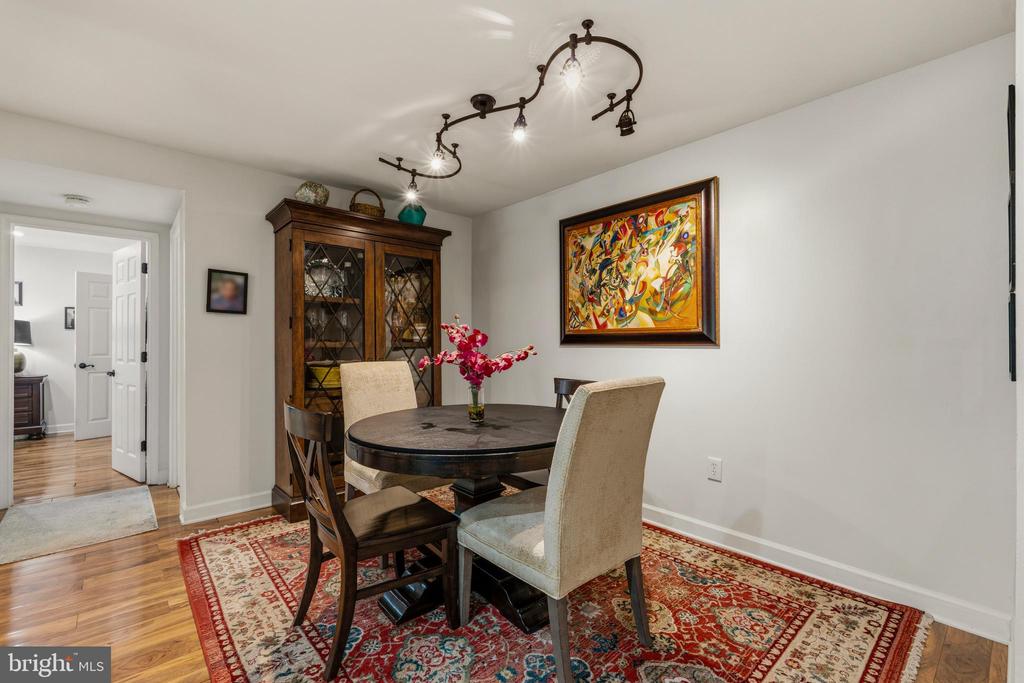 433 CHRISTOPHER AVENUE Unit: 87