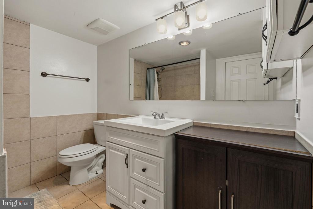 433 CHRISTOPHER AVENUE Unit: 87