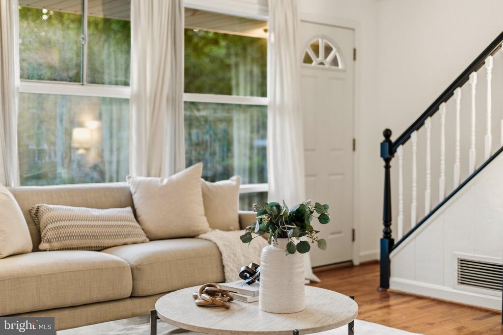 401 CEDAR LANE