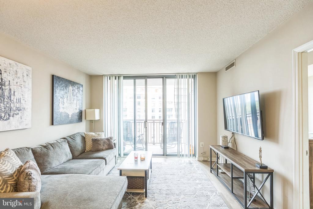 11710 OLD GEORGETOWN ROAD Unit: 1321