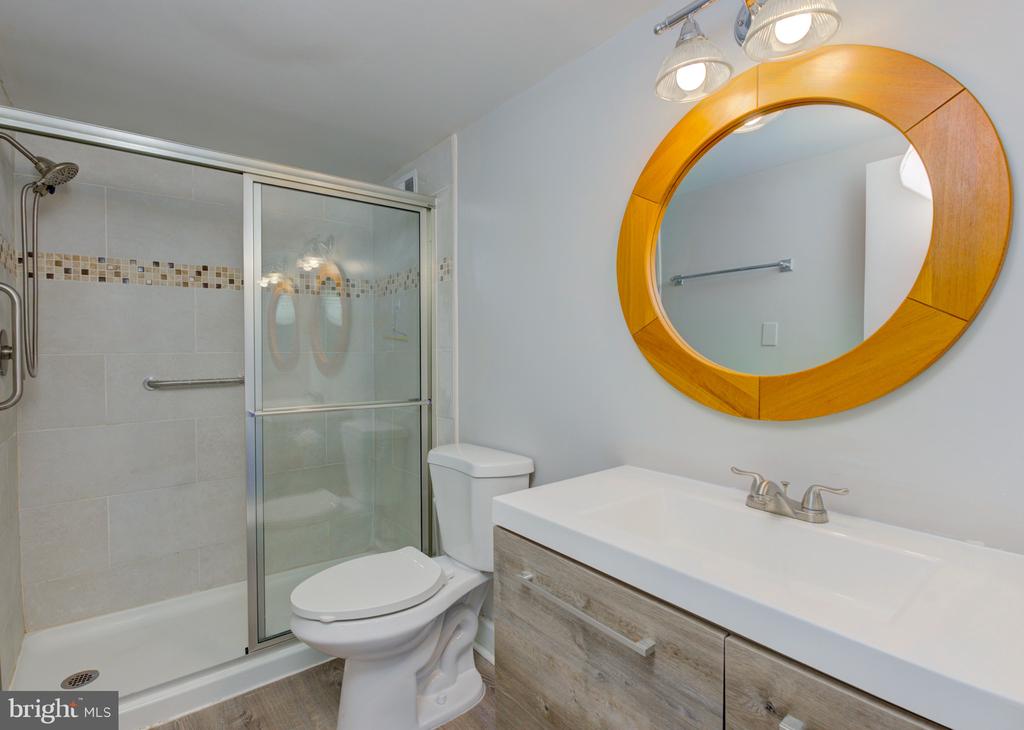 5225 POOKS HILL ROAD Unit: 1720S