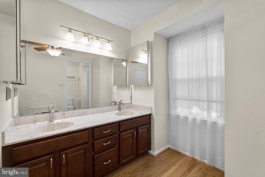 2206 TOUCHSTONE COURT