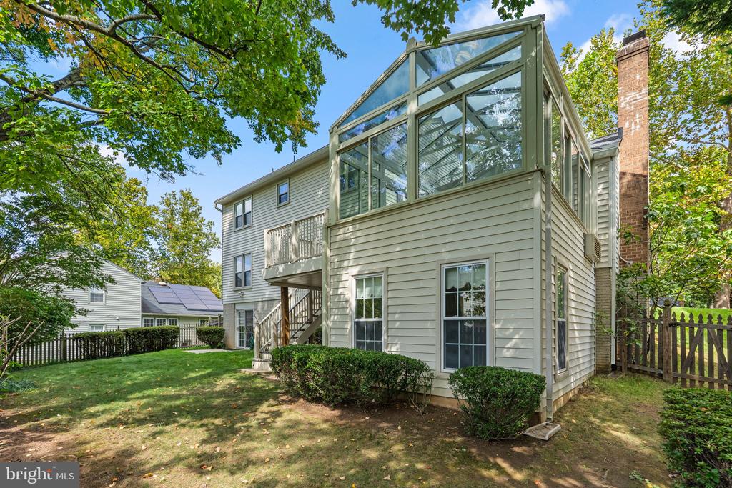 2206 TOUCHSTONE COURT