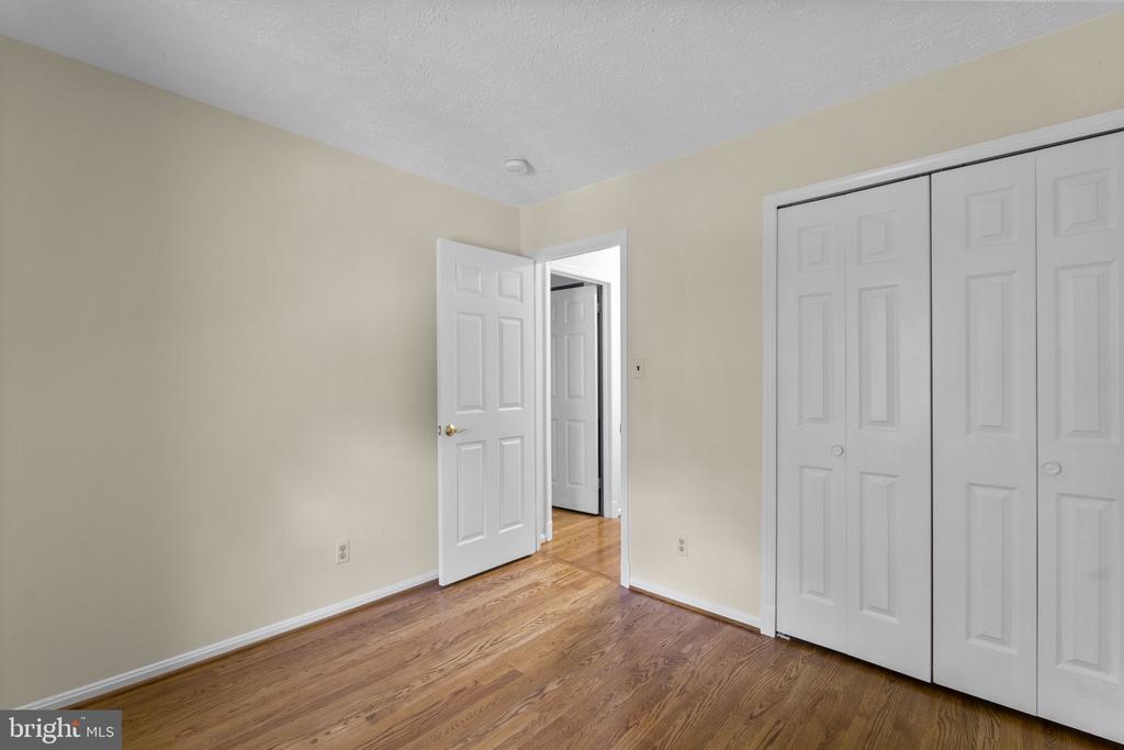 2206 TOUCHSTONE COURT