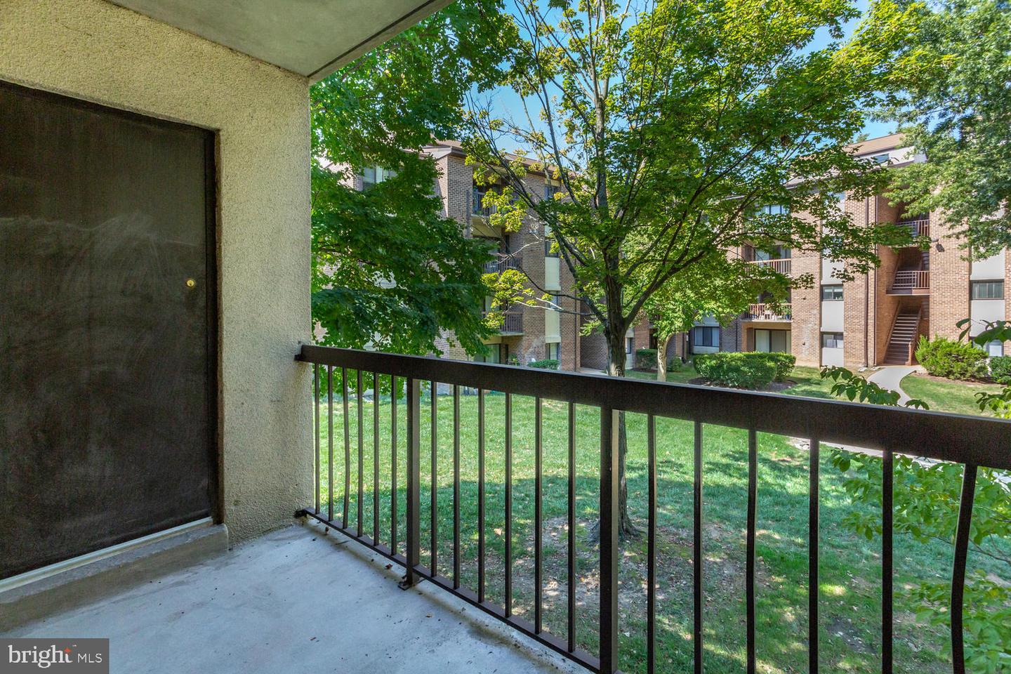 15607 Dorset Rd ##204