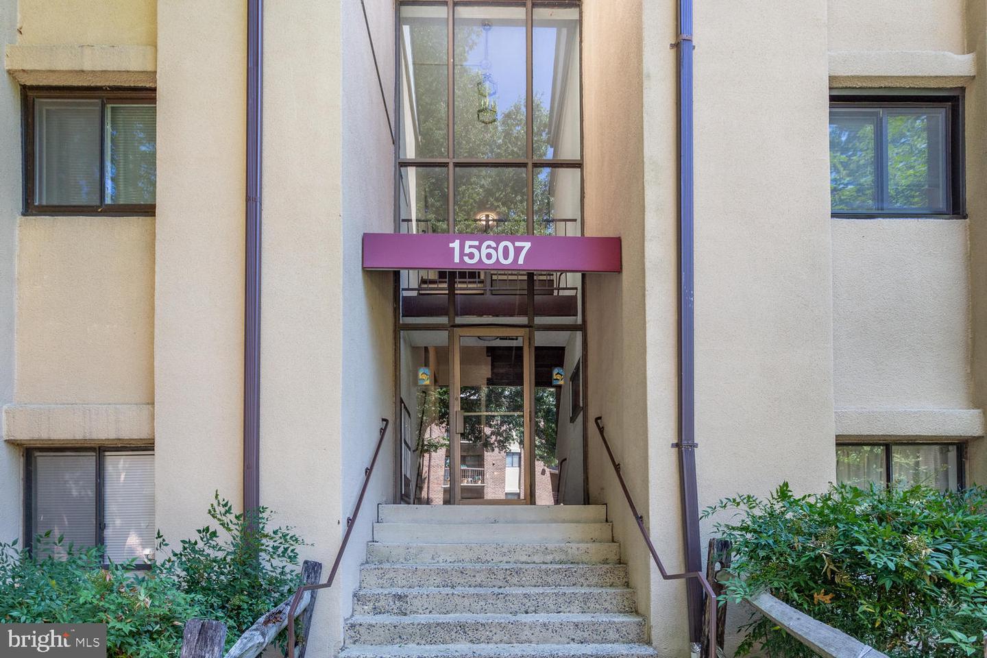 15607 Dorset Rd ##204