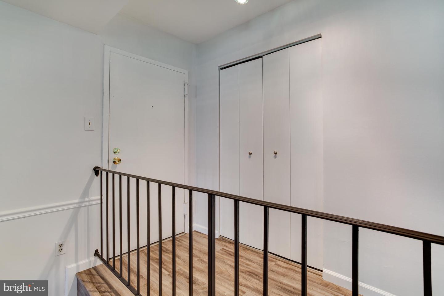 15607 Dorset Rd ##204