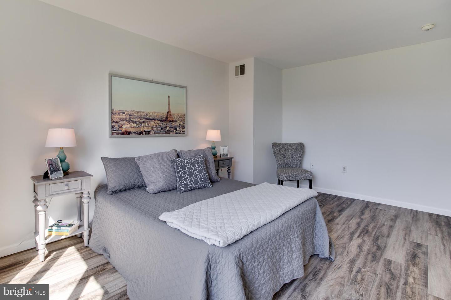 15607 Dorset Rd ##204
