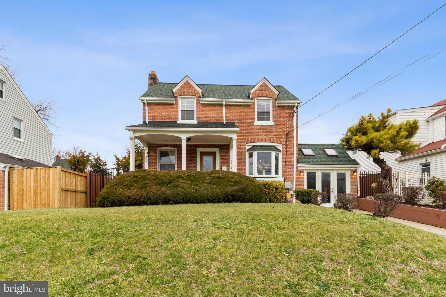 2104 Queens Chapel Rd