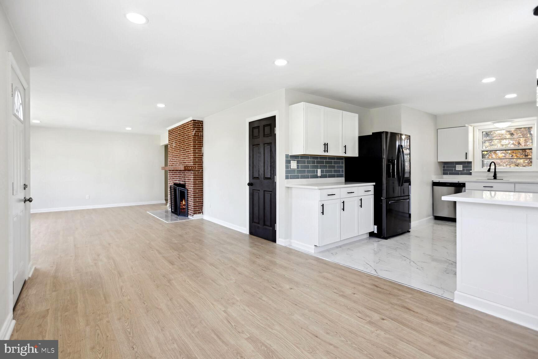 2613 Brooks Dr