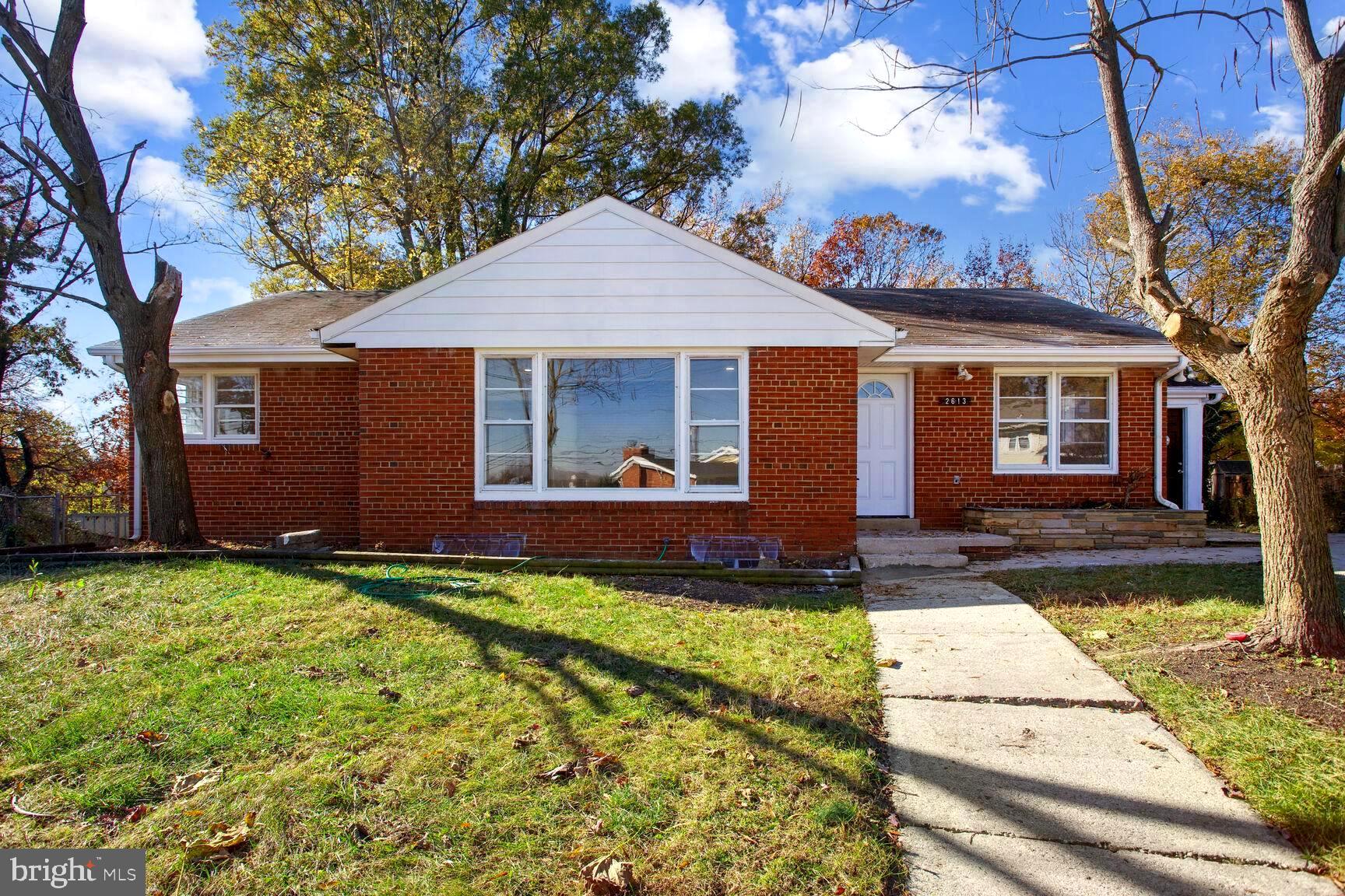2613 Brooks Dr
