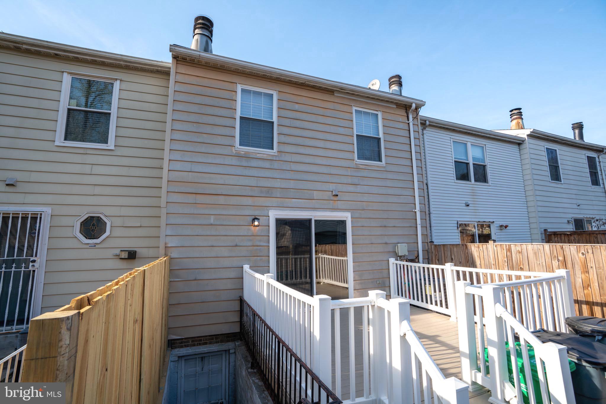 1638 TULIP AVENUE
