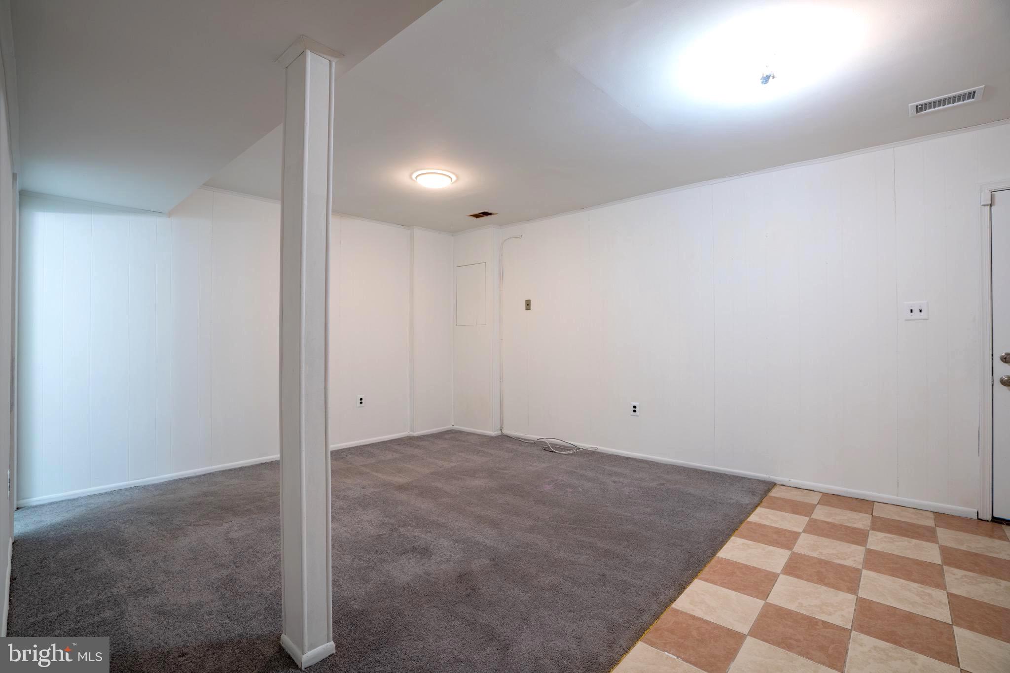 1638 TULIP AVENUE
