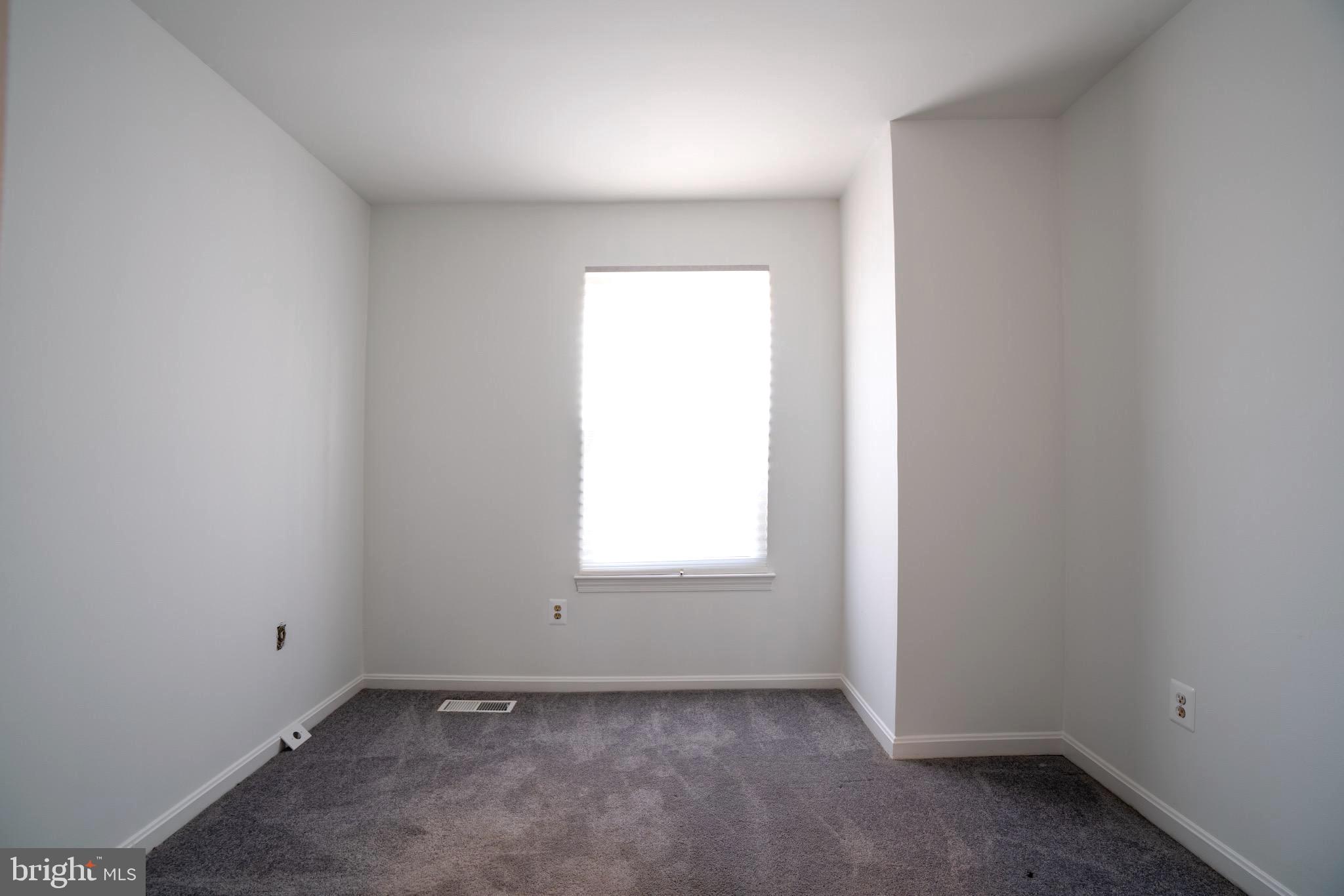 1638 TULIP AVENUE