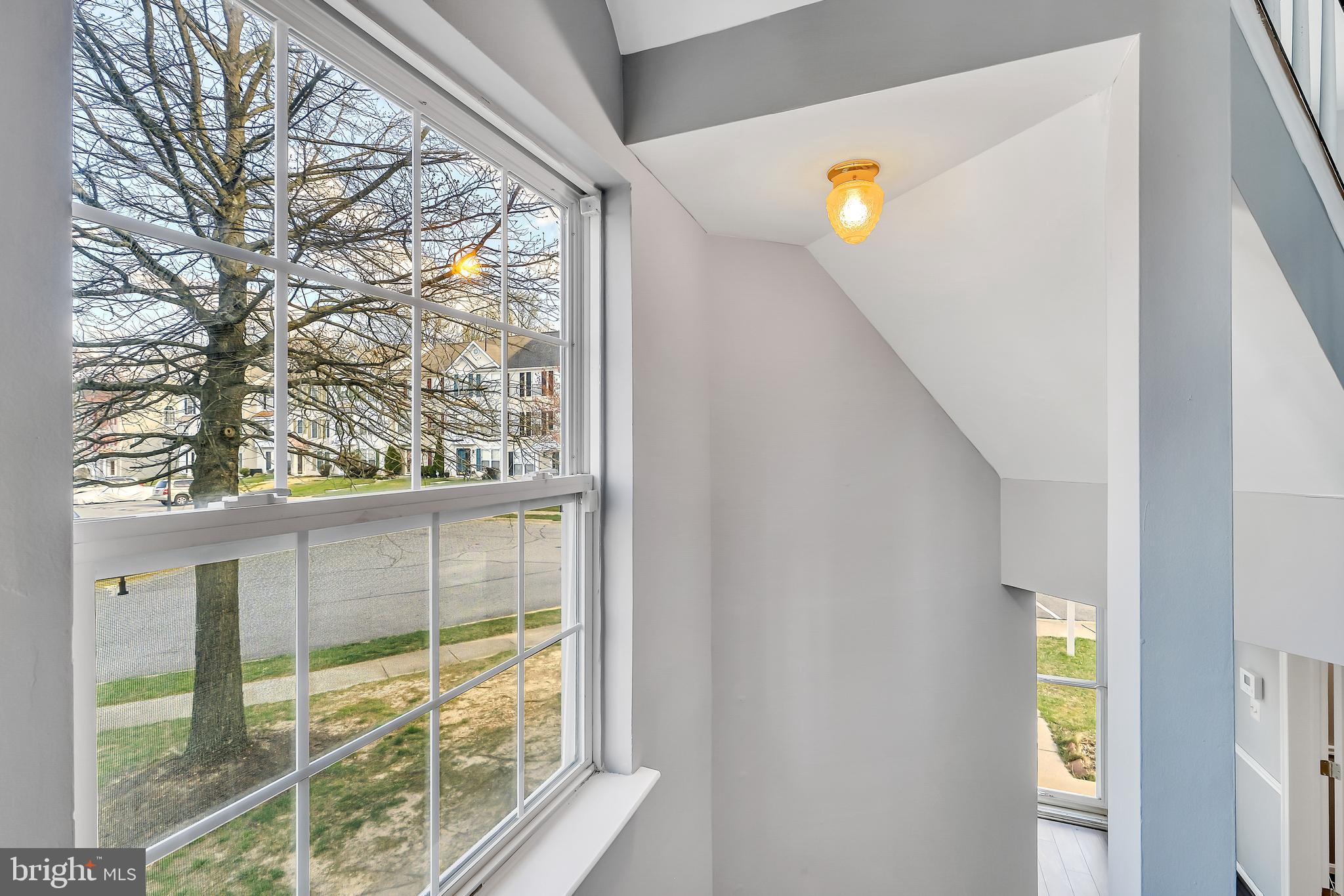 6121 Rose Bay Dr