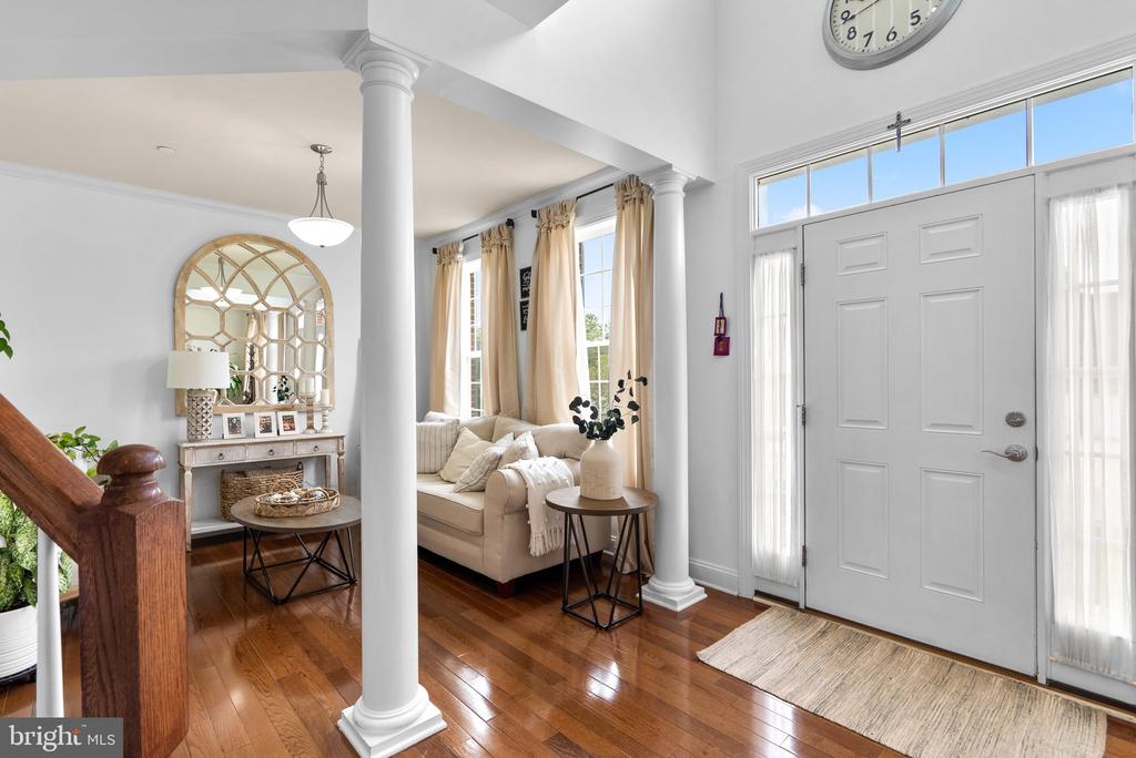 902 MANOR HOUSE DRIVE