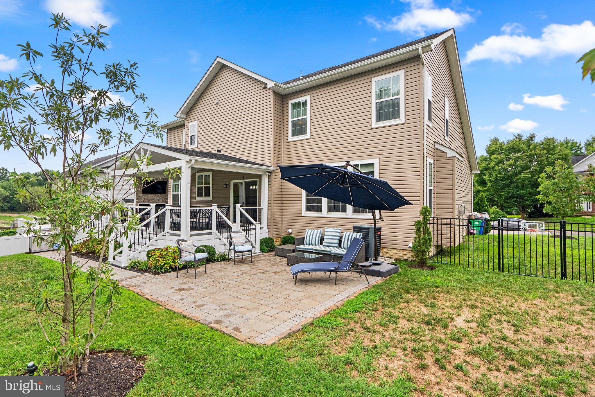 902 MANOR HOUSE DRIVE