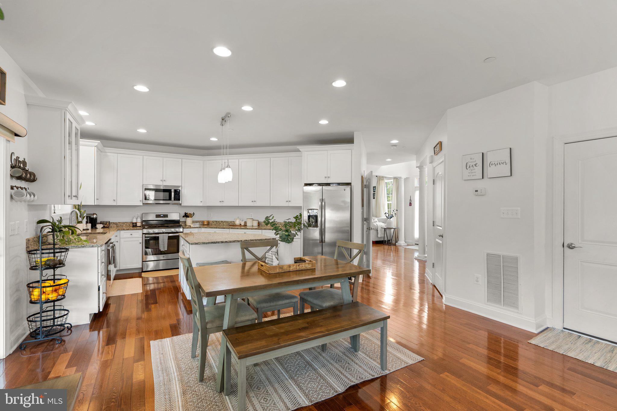 902 MANOR HOUSE DRIVE