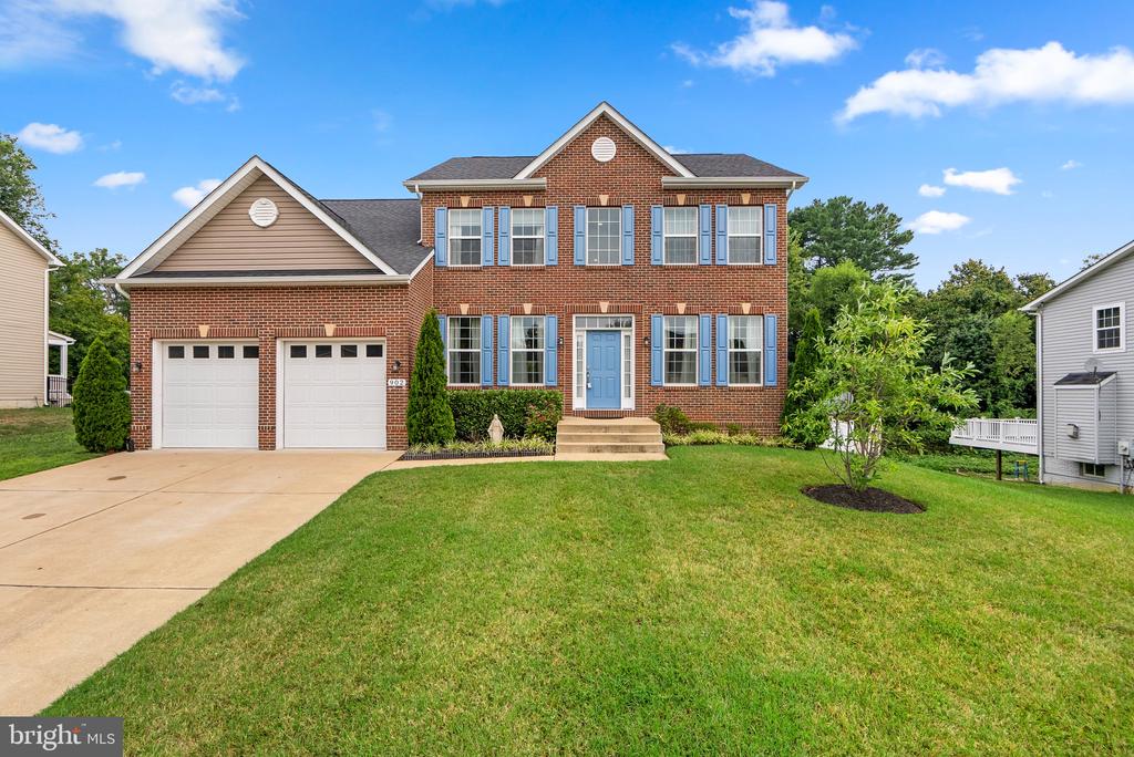 902 MANOR HOUSE DRIVE