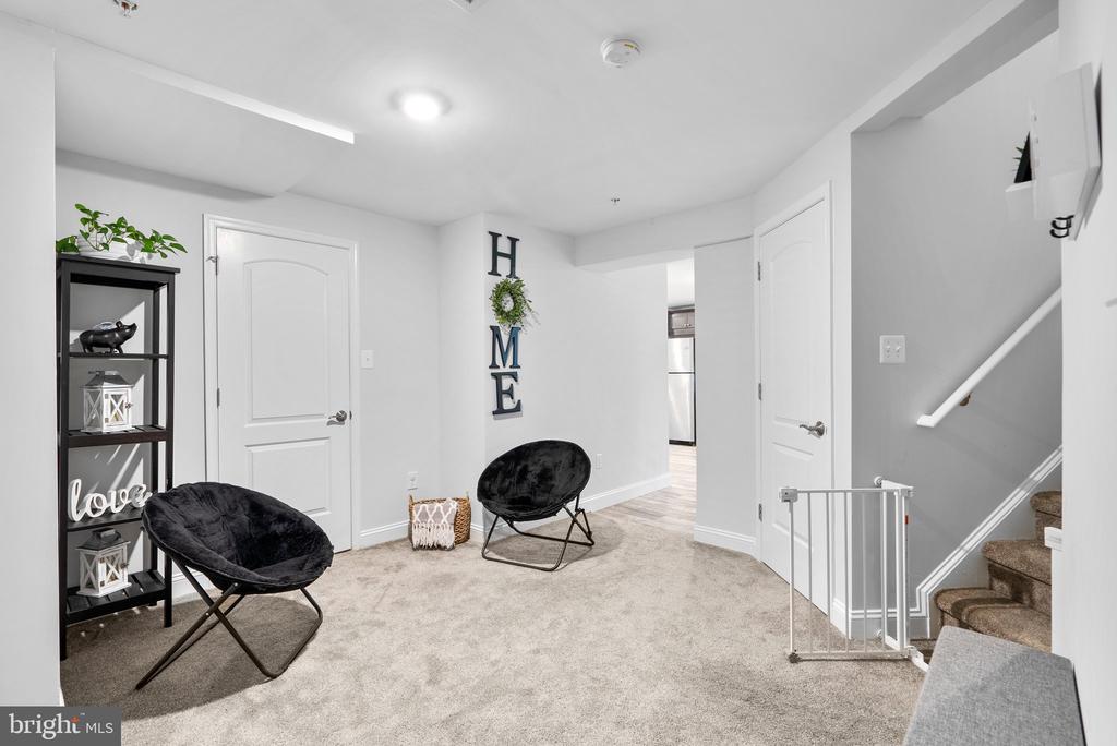 902 MANOR HOUSE DRIVE