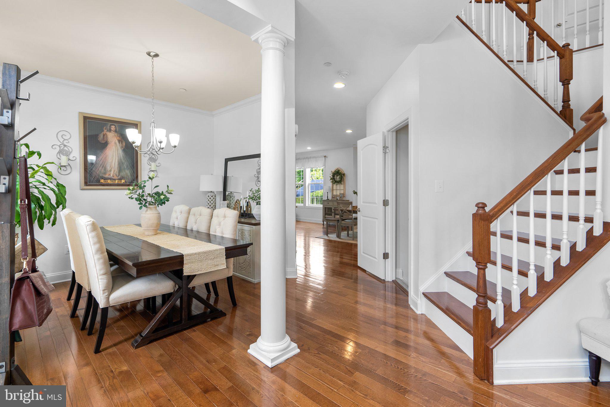 902 MANOR HOUSE DRIVE