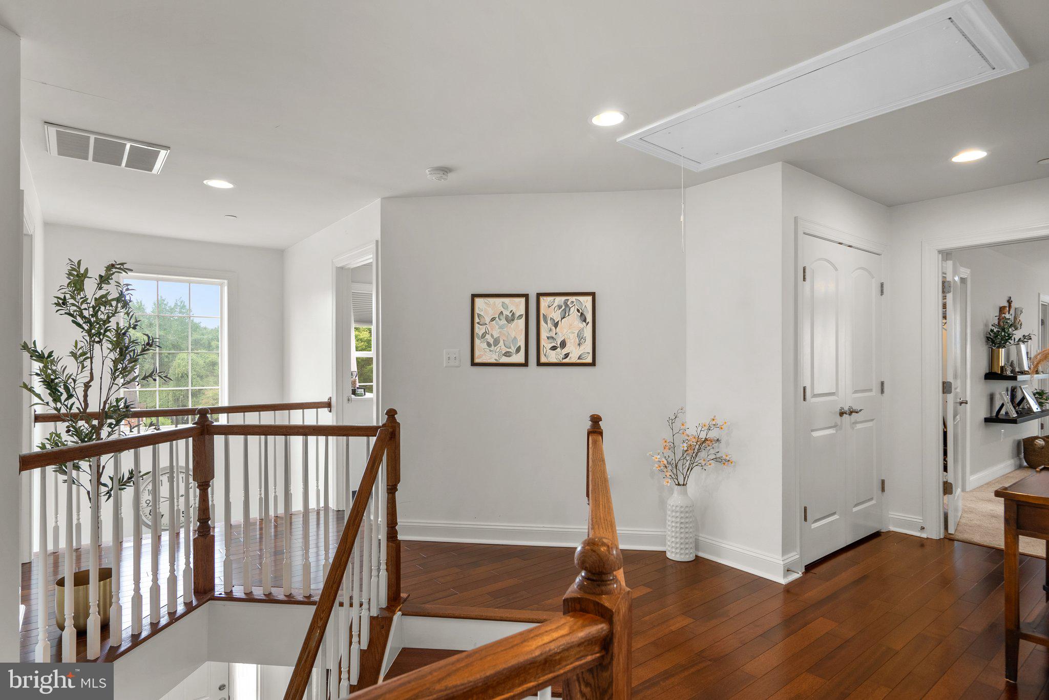 902 MANOR HOUSE DRIVE