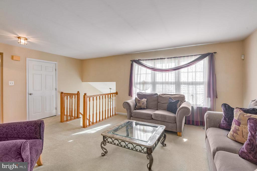 12214 KINGSFORD COURT