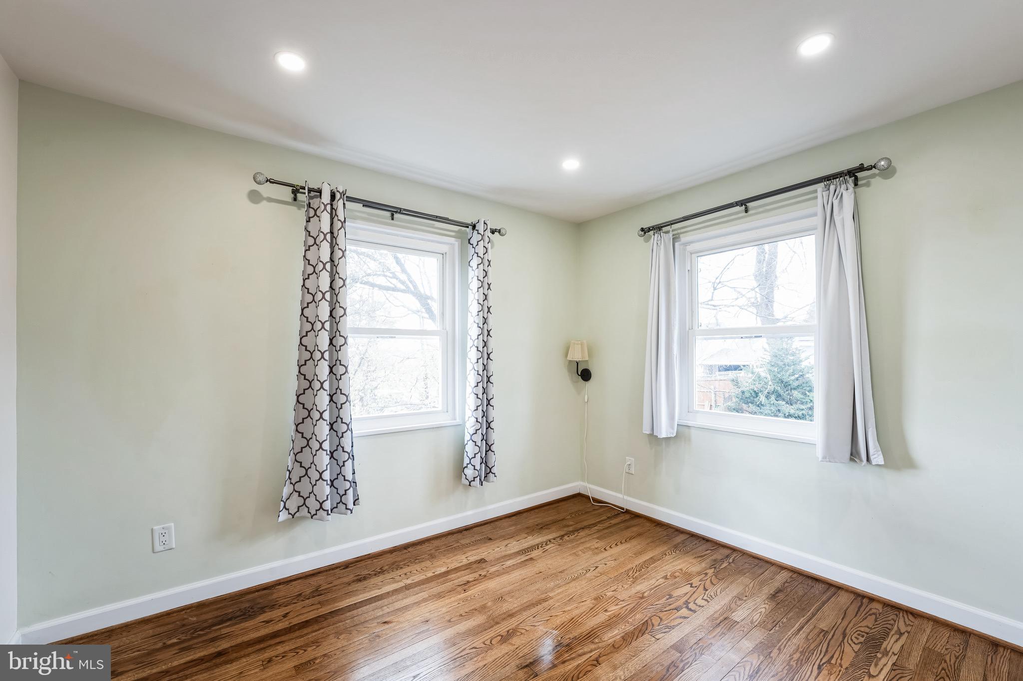 7250 GLENRIDGE DRIVE