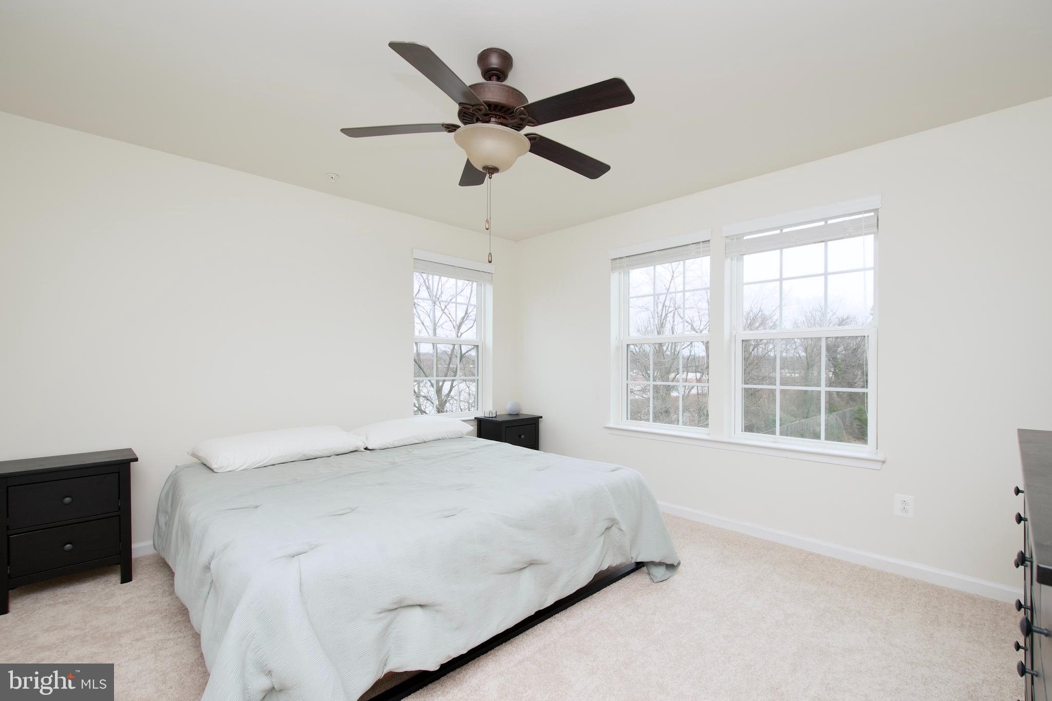 2900 PINEBROOK ROAD